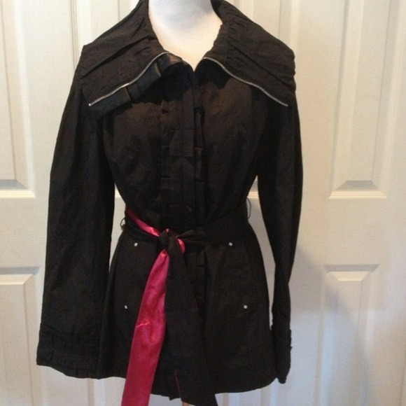 🎉🎈HOST PICK🎈🎉 WHBM black jacket with pink sash - Picture 1 of 4
